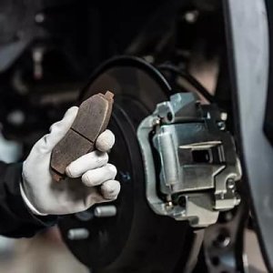 TURVALLISUUS ENSIN!

TOYOTA-HUOLLOSTA AIDOT TOYOTA-JARRULEVYT JA -JARRUPALAT 20 %.